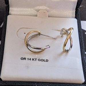 14ct gold & white gold earrings **MISSING BACKS**